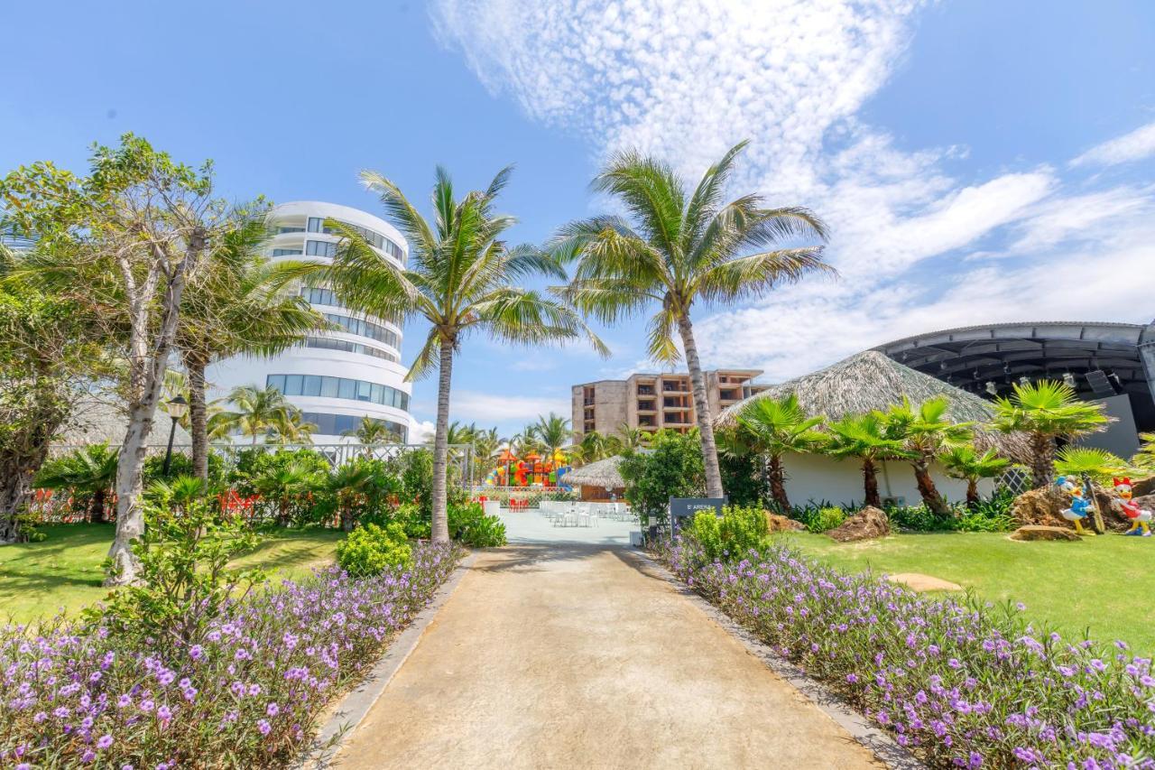 Selectum Noa Resort Cam Ranh Eksteriør billede