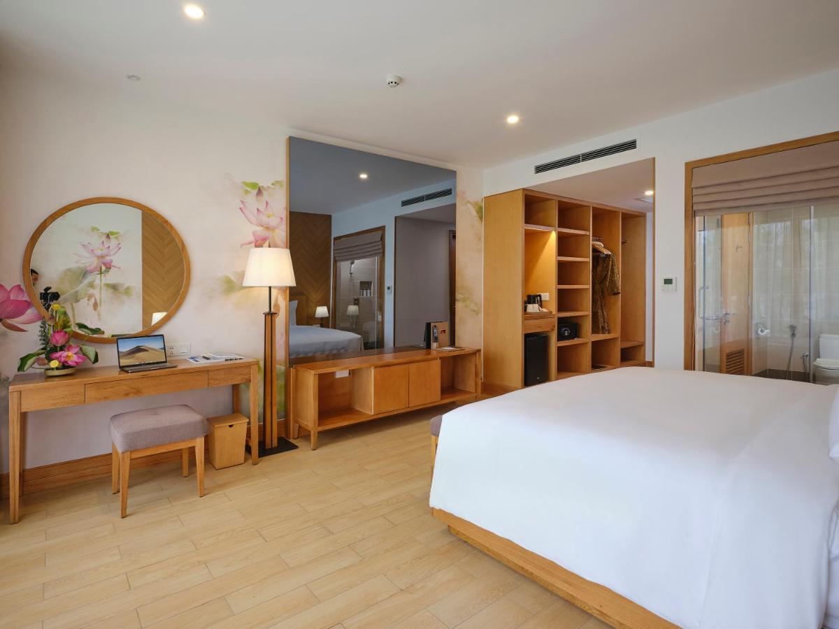 Selectum Noa Resort Cam Ranh Eksteriør billede