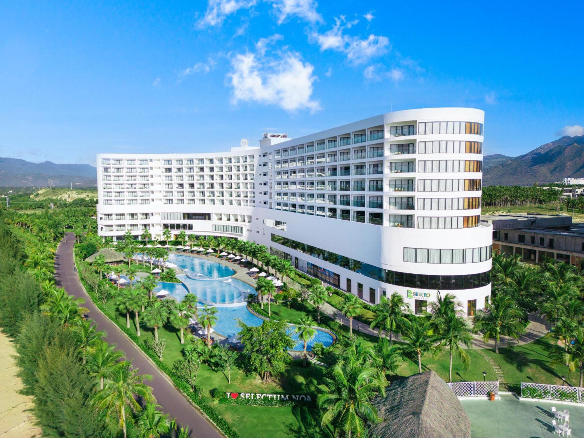 Selectum Noa Resort Cam Ranh Eksteriør billede